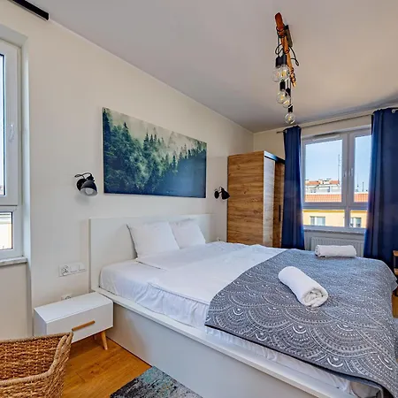 Lägenhet Rentplanet - Wyszynskiego 43 *