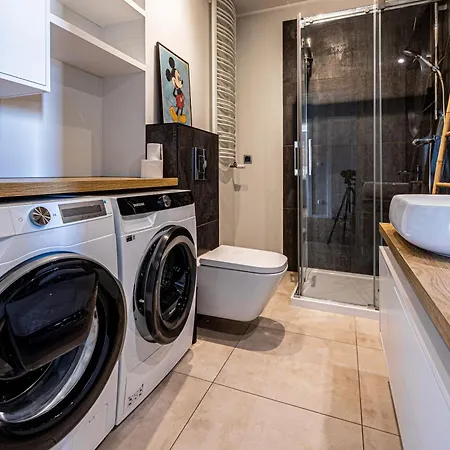 Lägenhet Rentplanet - Wyszynskiego 43 Wrocław